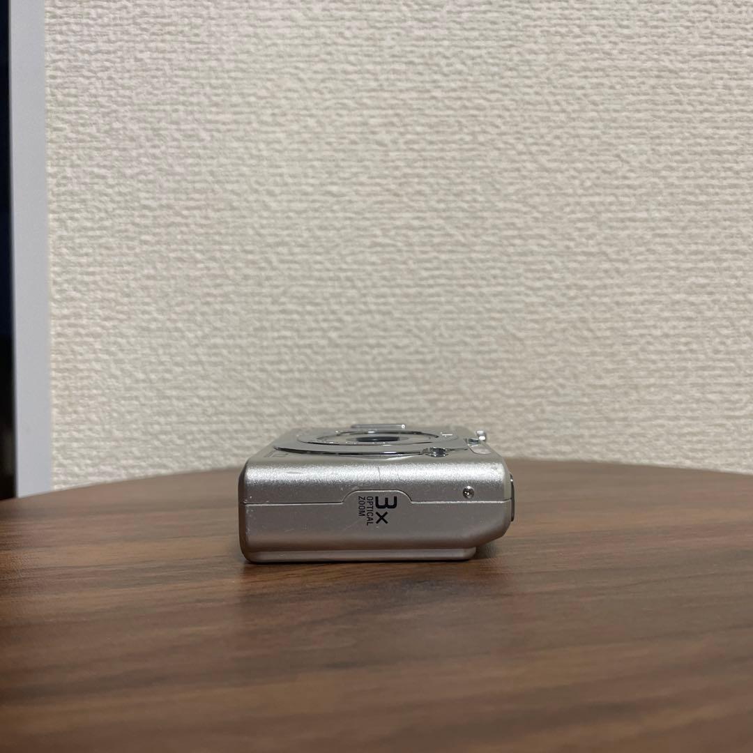 【オールドコンデジ】 SONY Cyber-shot DSC-W35