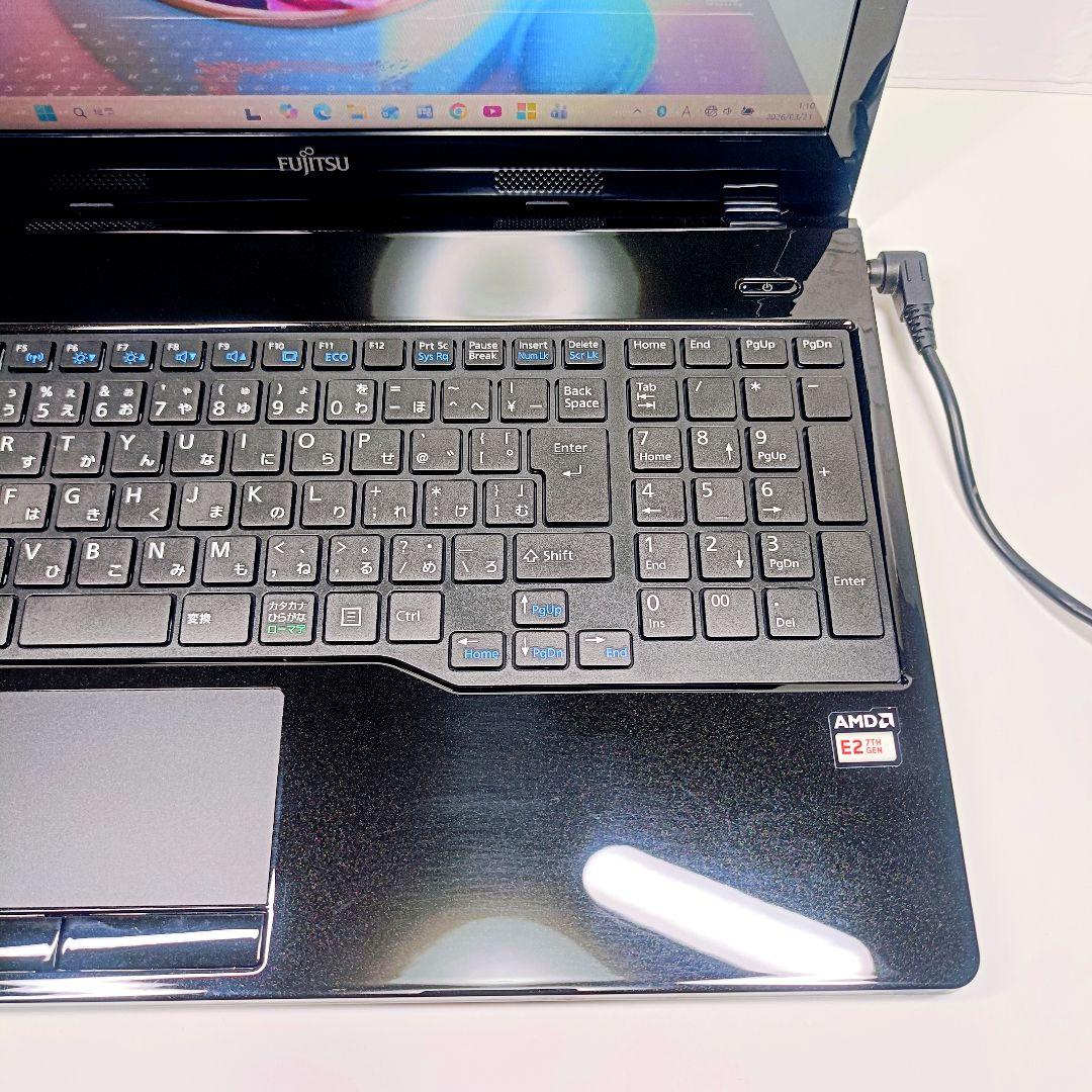 【お買い得】大容量500GB✨カメラ付き黒ノートパソコン✨設定済✨データの整理に
