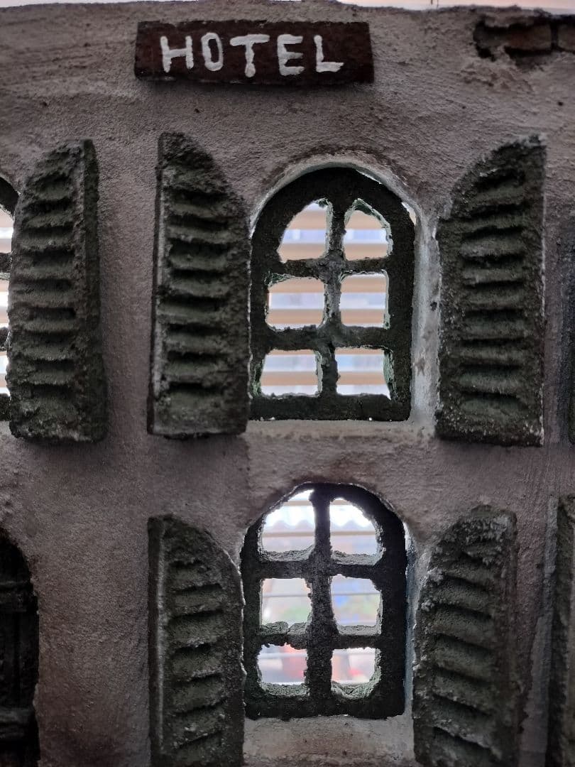 モルタル背景　撮影スポット　多肉植物　ドル活　モルタル　イギリスの風景