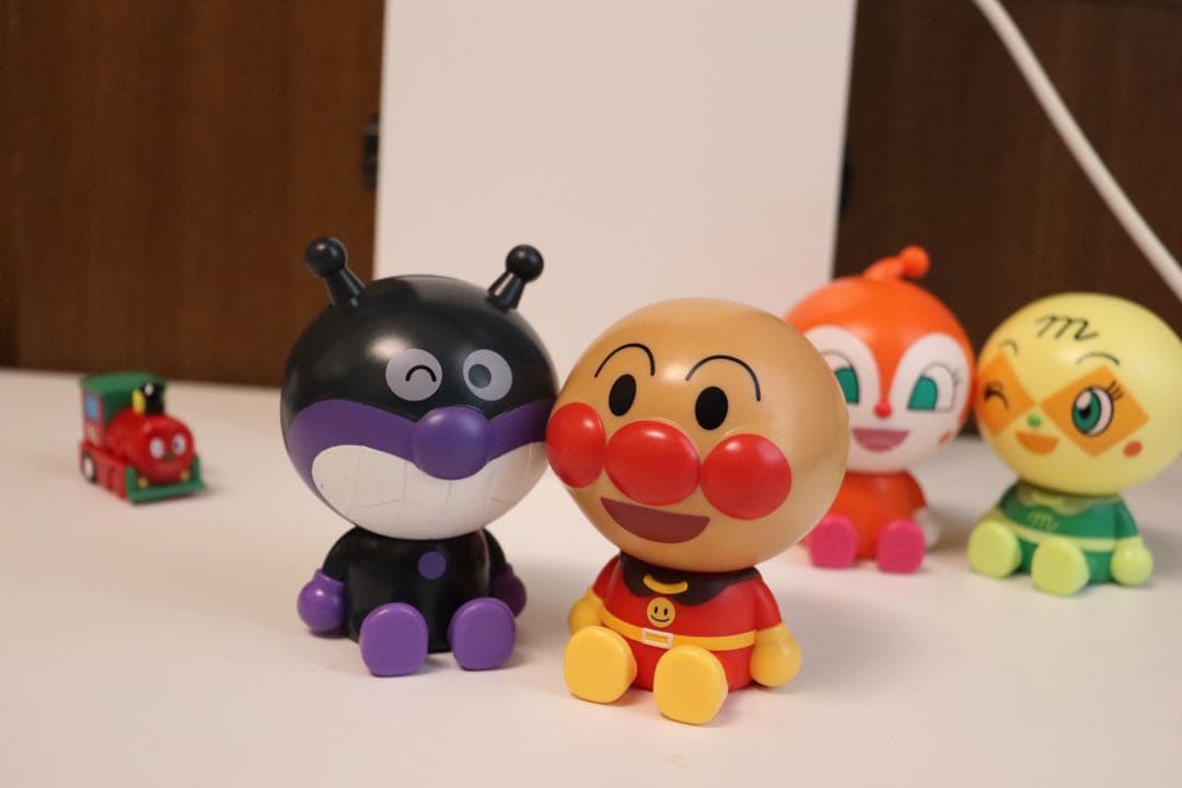 美品✨キャノン デジタル一眼レフ Wi-Fi搭載 バリアングル液晶 STMレンズ