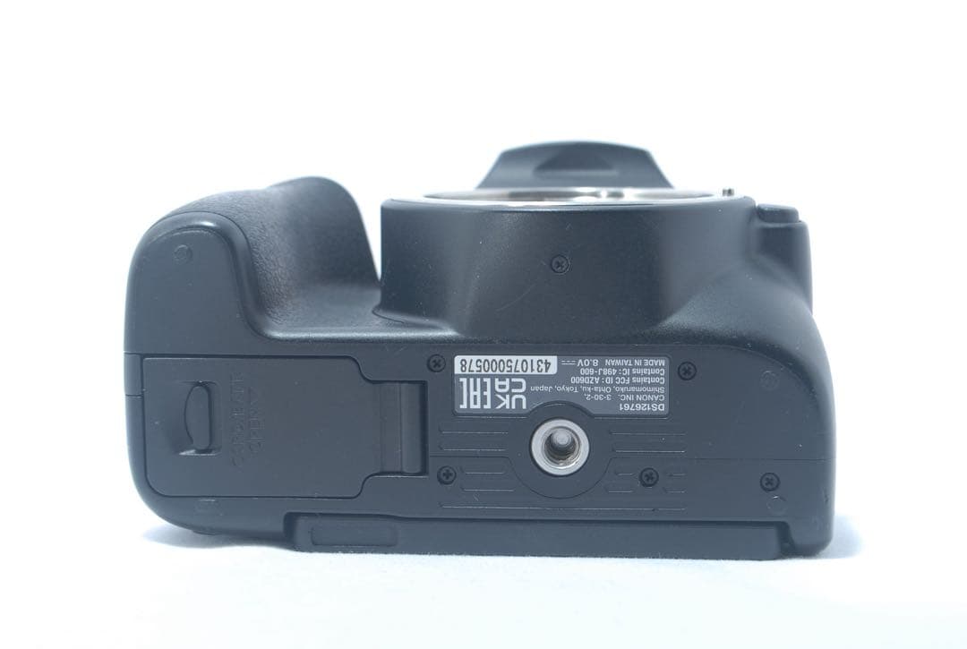 美品✨キャノン デジタル一眼レフ Wi-Fi搭載 バリアングル液晶 STMレンズ
