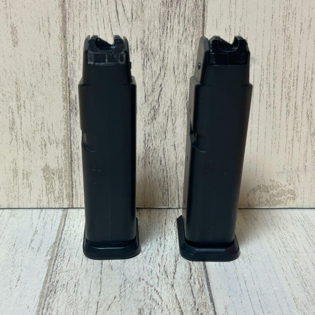 【MGC製】GLOCK 19 ガスブロ　スペアマガジン付き　樹脂製