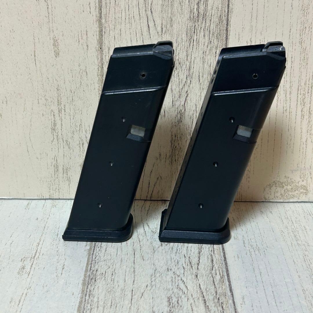 【MGC製】GLOCK 19 ガスブロ　スペアマガジン付き　樹脂製