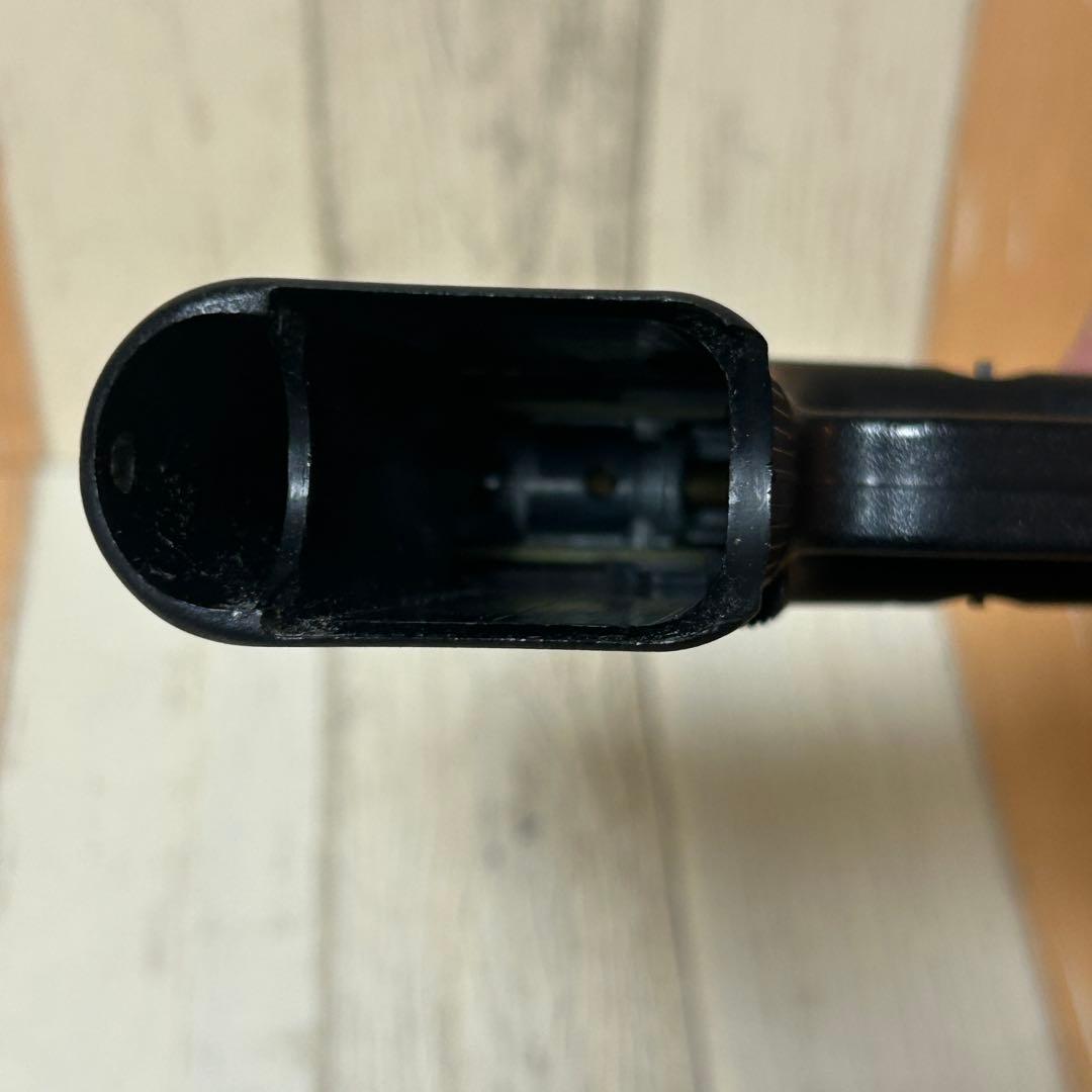 【MGC製】GLOCK 19 ガスブロ　スペアマガジン付き　樹脂製