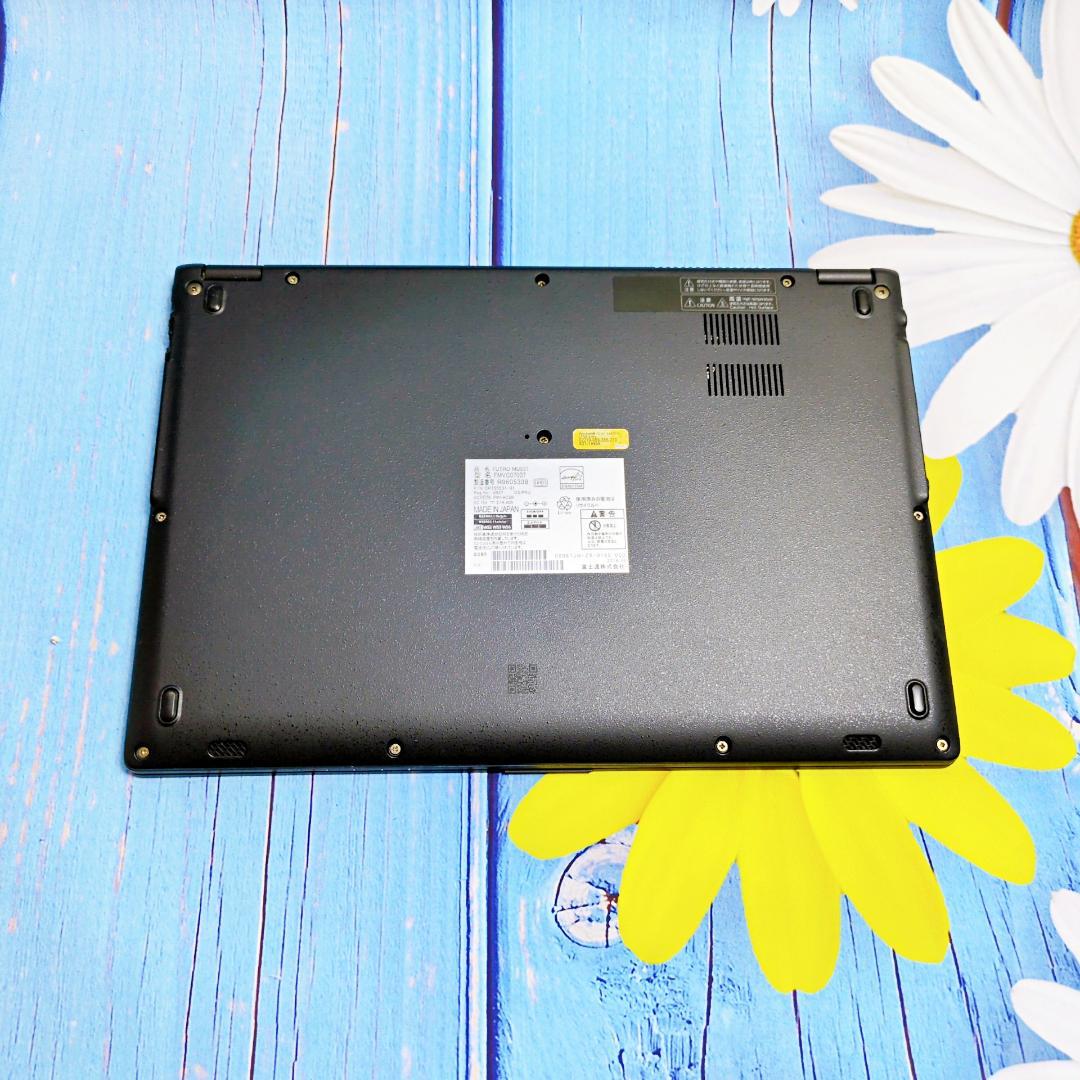 美品✨極薄軽量✨人気ノートPC✨Windows11✨すぐ使える✨富士通