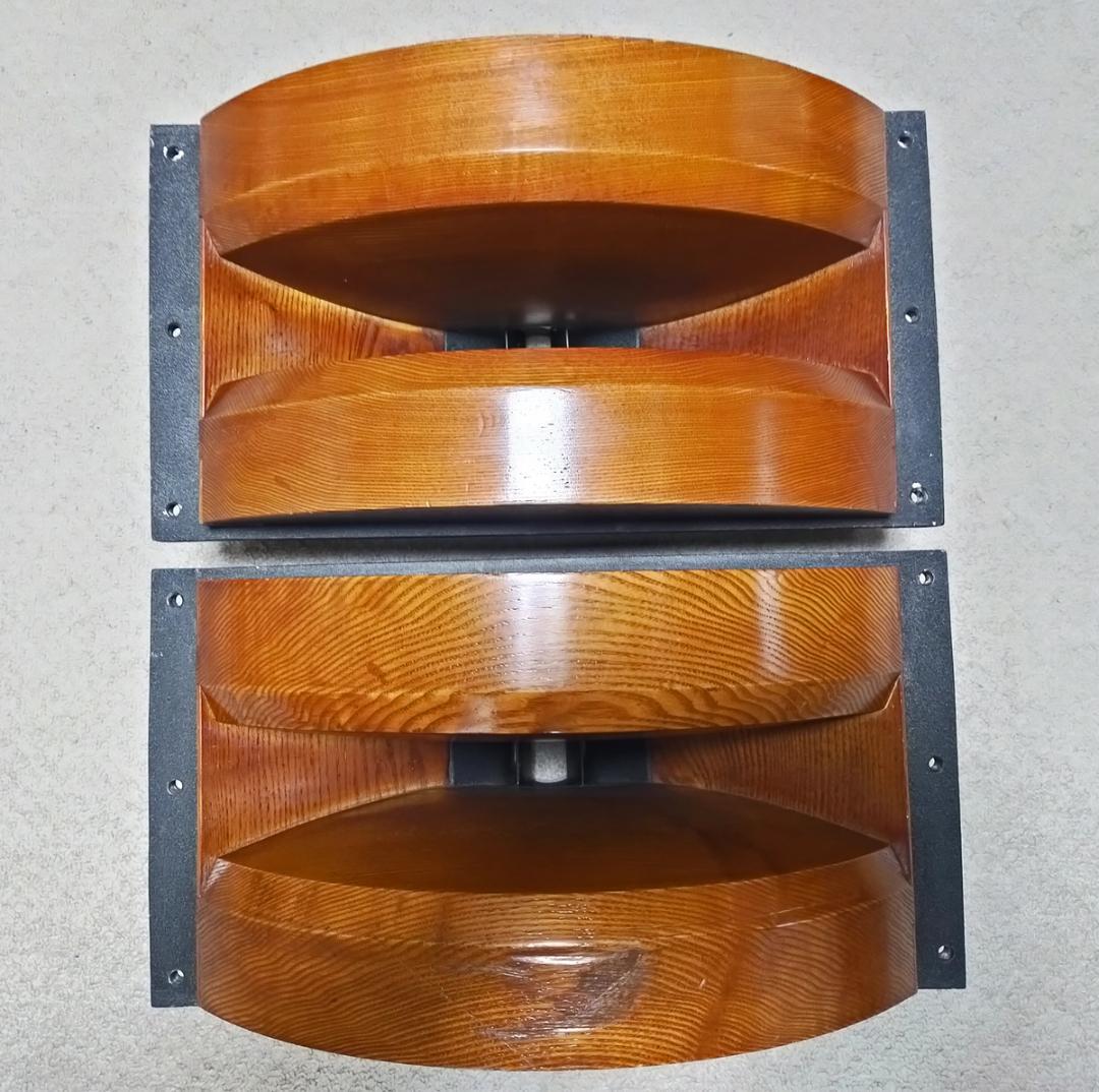 Exclusive(Pionner TAD)か? 2インチ ウッドホーン ペア