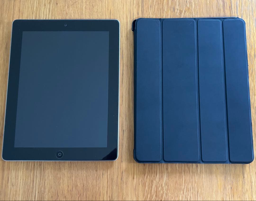 iPad 第4世代 Wi-Fi 32GB [MD511J/A] おまけ付