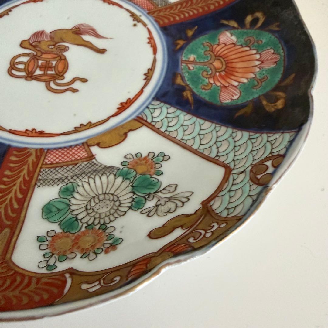 【C】伊万里様式 色絵 金彩 七寸皿 宝尽くし 輪花 1枚Imari Plate