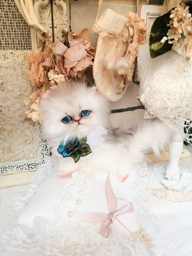 おっとり女の子♡ペルシャ子猫ちゃん♡アートドール♡ぬいぐるみ♡ネコ♡薔薇 ベビー