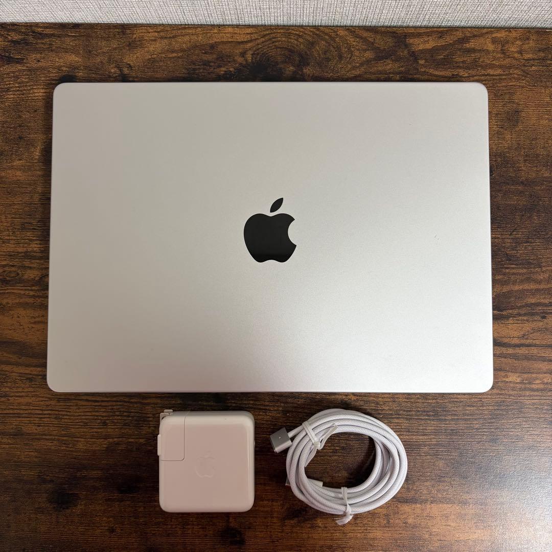 MacBook Pro 14インチ M3 Proメモリ32GB SSD512GB