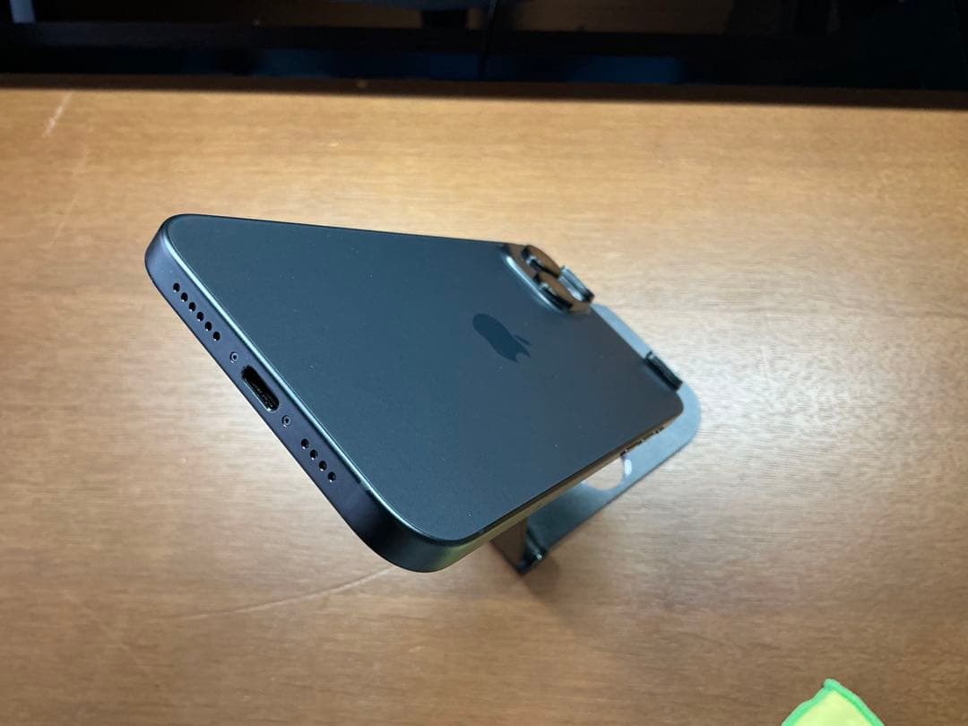 iPhone15plus 256gb バッテリー98% simフリー