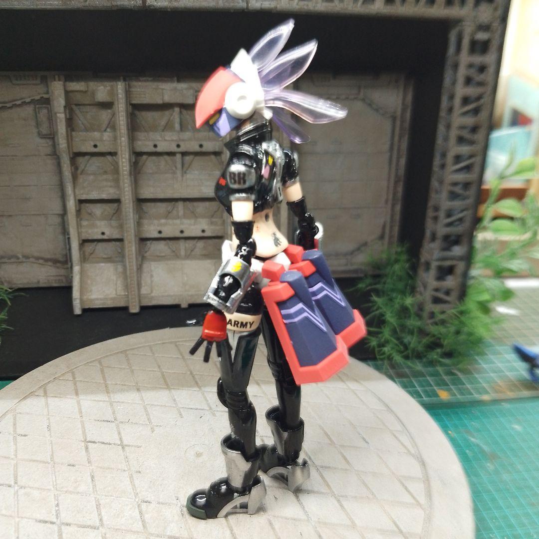 ミキシング完成品、ブラックミネルバ、ガールガンレディ、プラモデル塗装改造品。