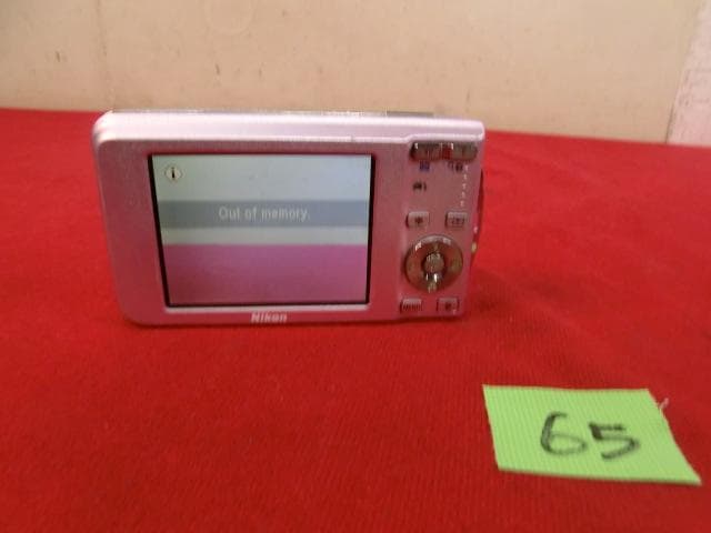 65：Nikon COOLPIX S520　ニコン　デジカメ　ジャンク