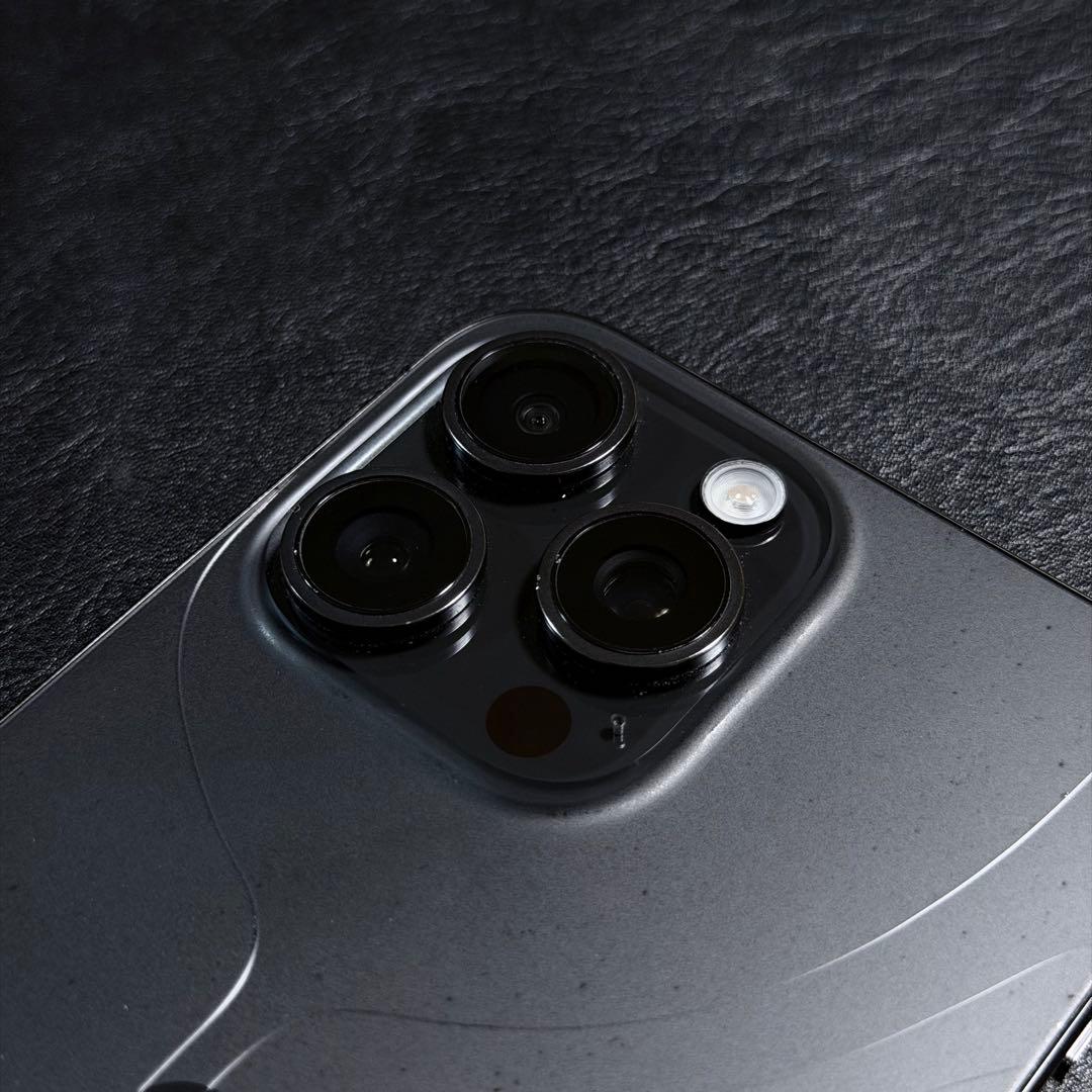iPhone 15 Pro Max 256GB (背面ひび割れ) 本体