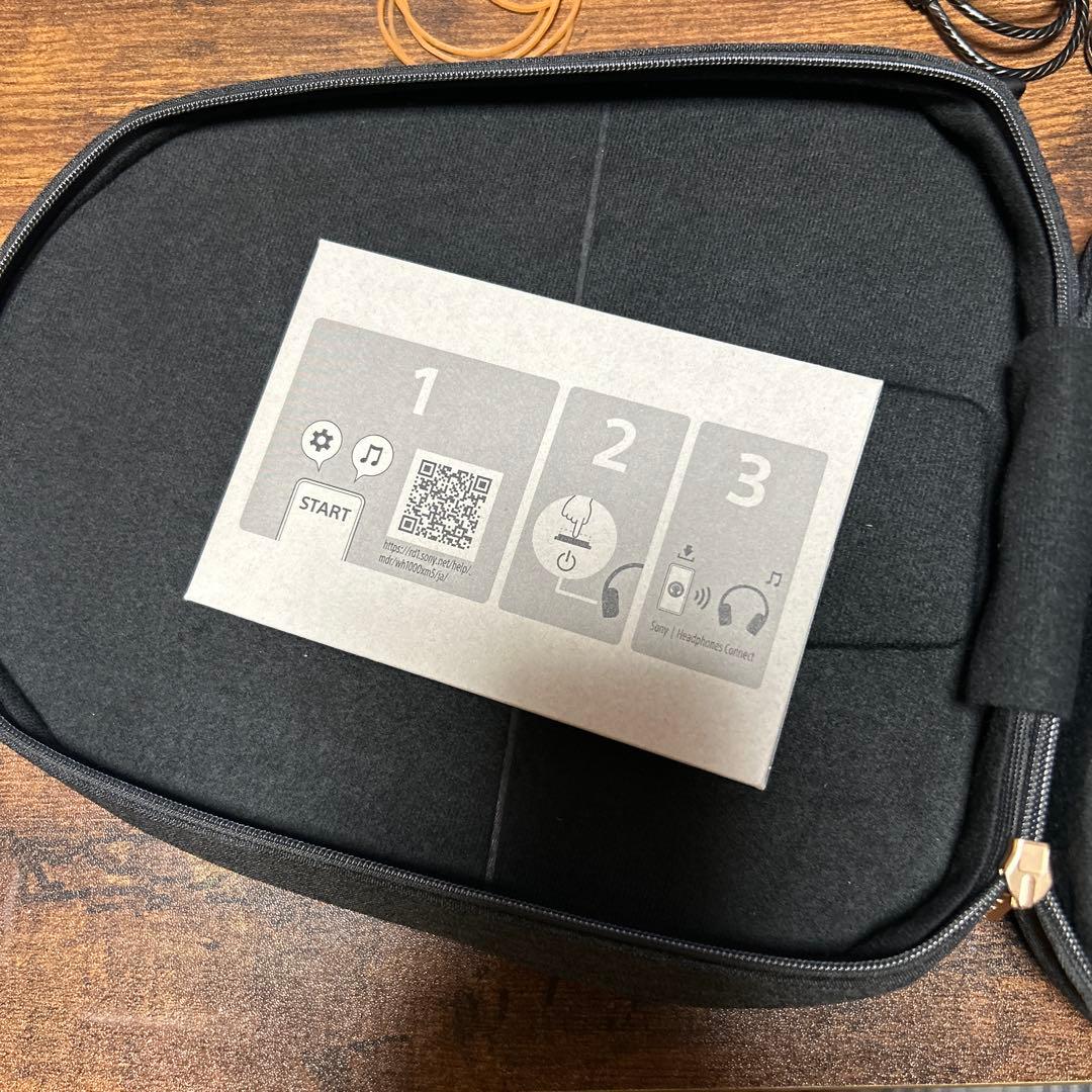 M*Z様 SONY WH-1000xm5 ワイヤレスヘッドホン部品取り2個セット