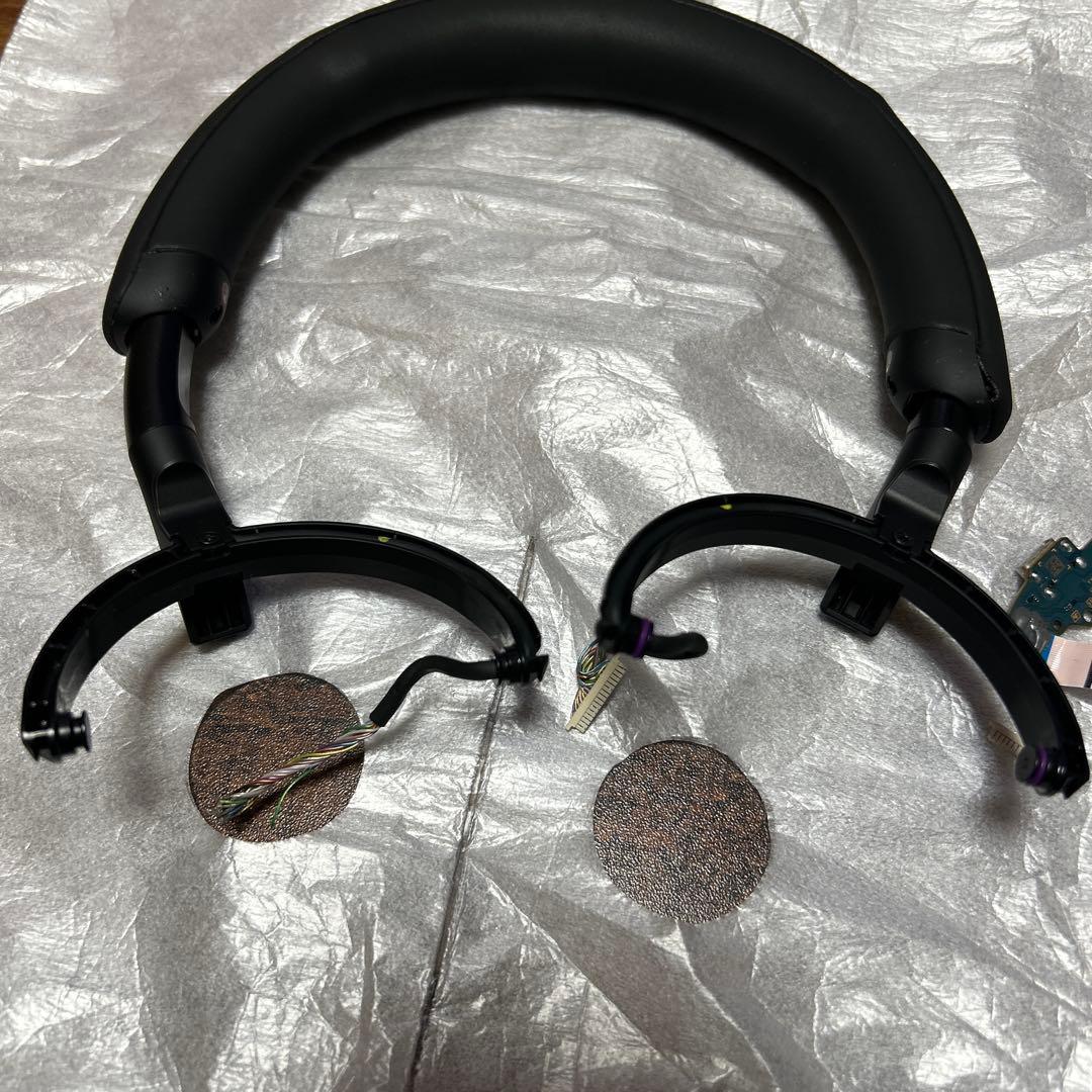M*Z様 SONY WH-1000xm5 ワイヤレスヘッドホン部品取り2個セット