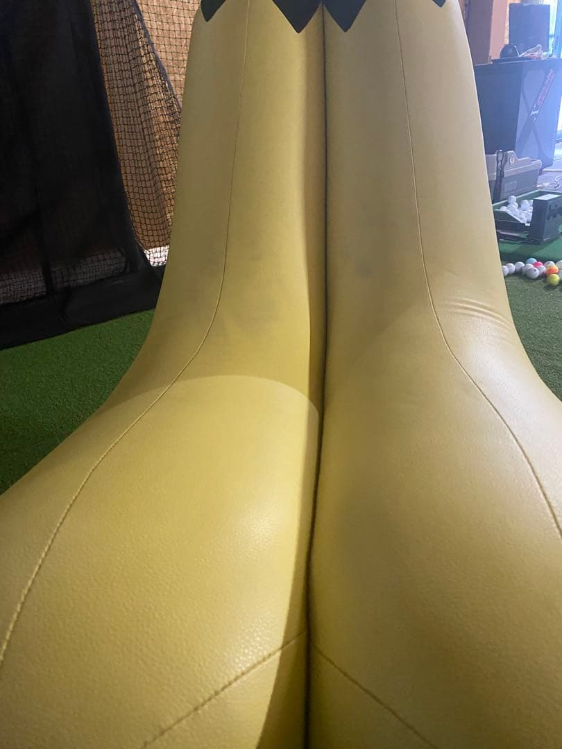 バナナ型ロッキングチェア