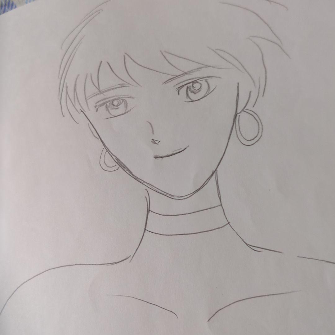 アニメ風ショートカット女性