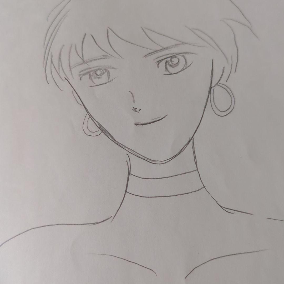 アニメ風ショートカット女性