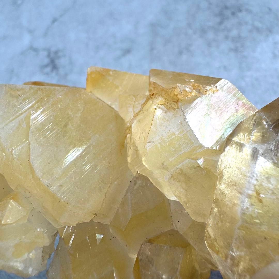 イエローレインボークォーツ　アナンダライト　マニカラン　原石