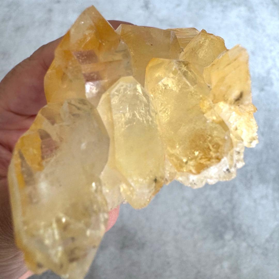 イエローレインボークォーツ　アナンダライト　マニカラン　原石