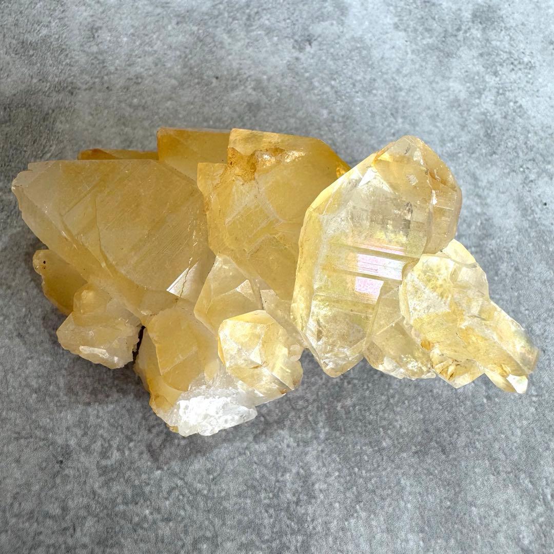 イエローレインボークォーツ　アナンダライト　マニカラン　原石