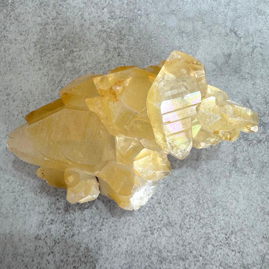 イエローレインボークォーツ　アナンダライト　マニカラン　原石