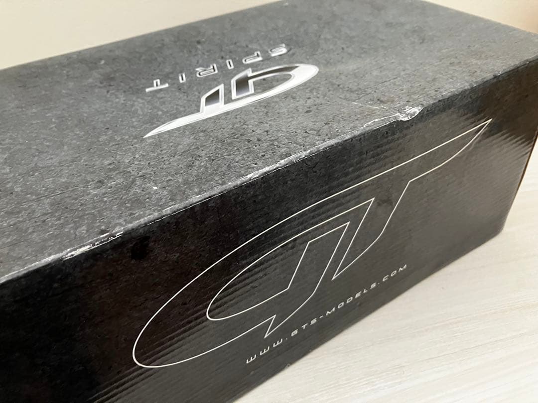 1/18京商 メルセデス AMG GTR