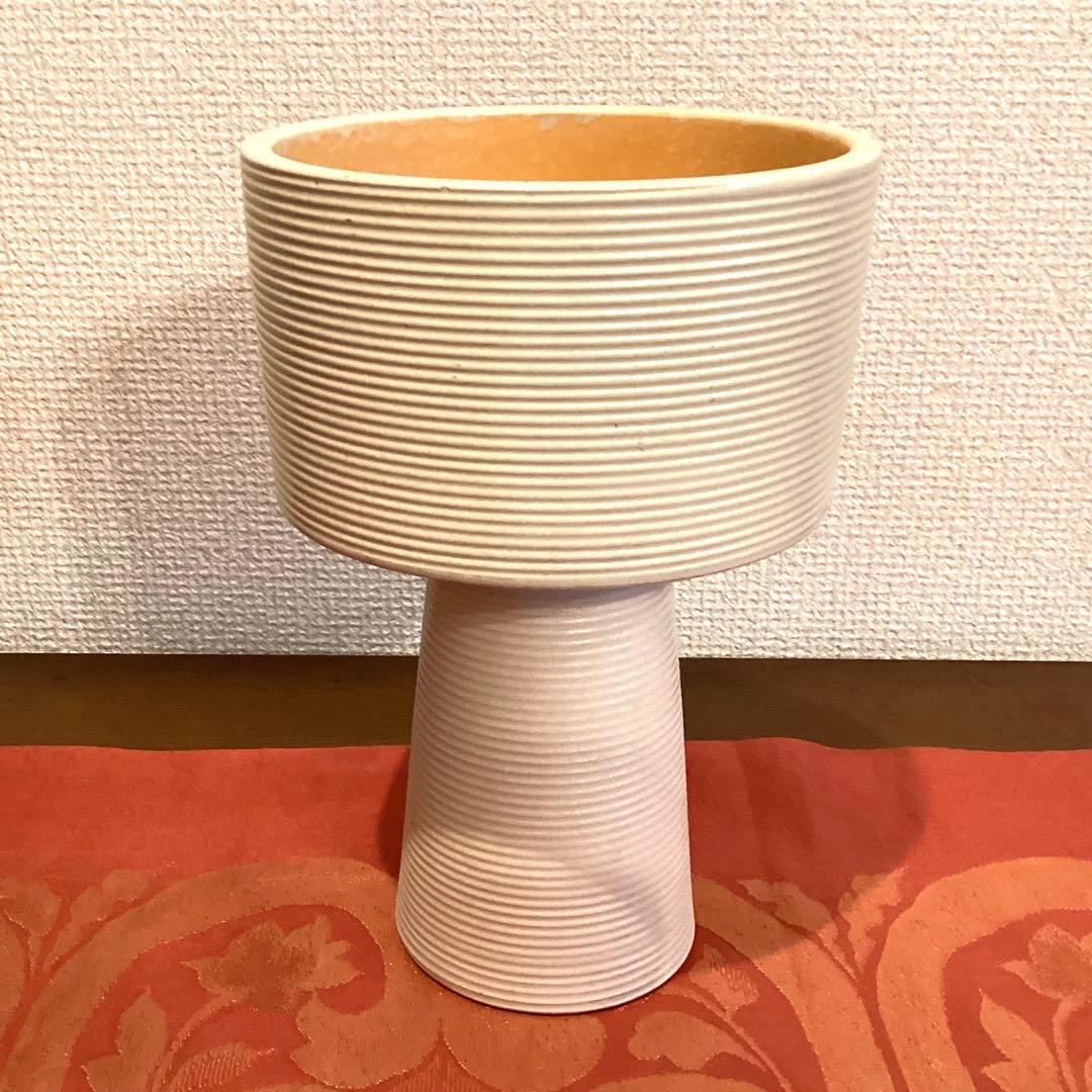 草月流花器 ベージュ系コンポート型 二種 ヴィンテージ