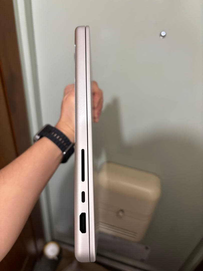 極美品　【充電回数7回】Macbook pro M1 pro 32gb 1T