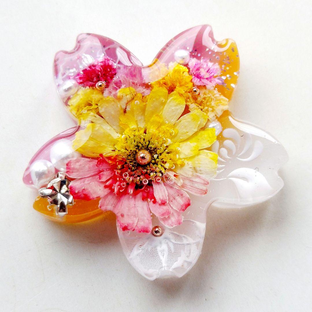 【993】レジン　桜　ヘアゴム　ポニーフック　ブロ―チ　ハンドメイド