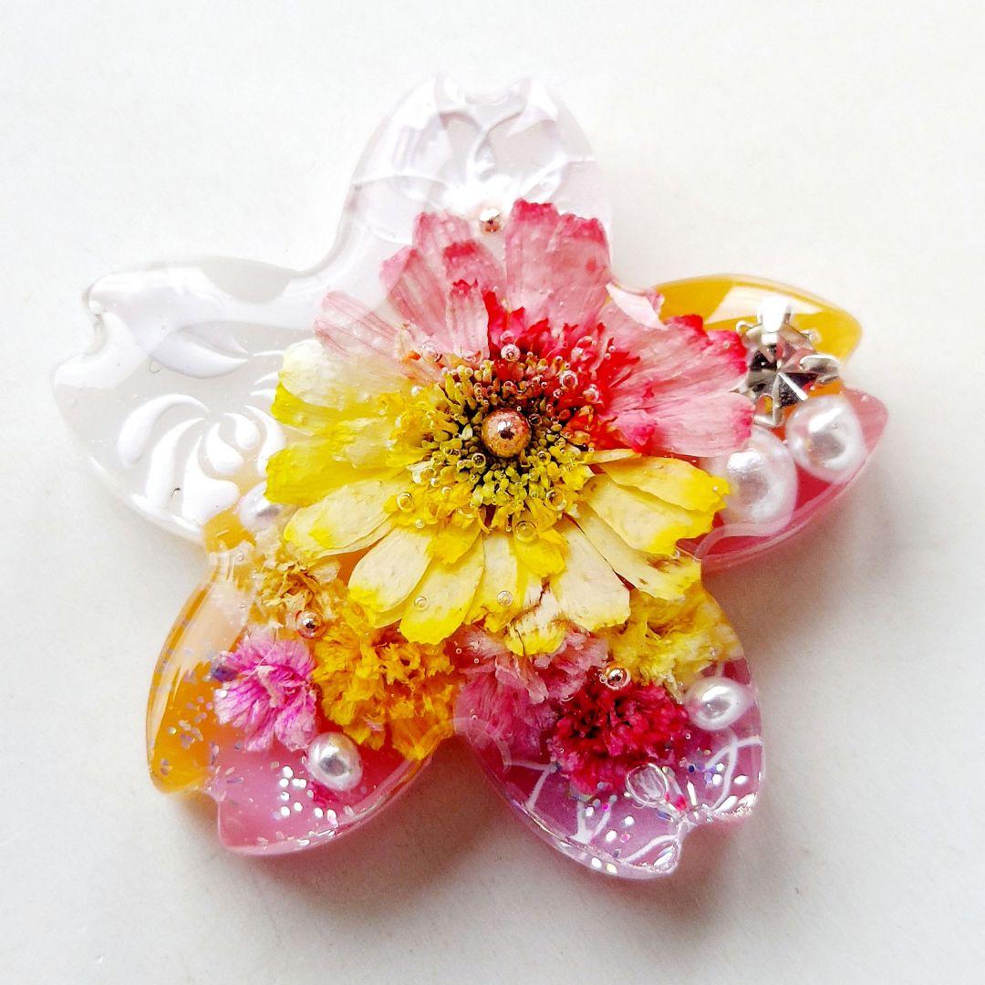 【993】レジン　桜　ヘアゴム　ポニーフック　ブロ―チ　ハンドメイド
