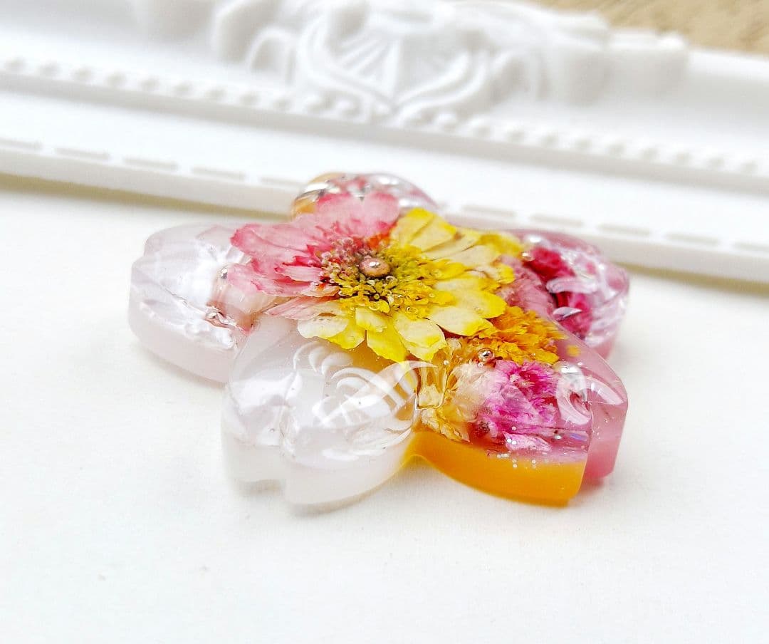 【993】レジン　桜　ヘアゴム　ポニーフック　ブロ―チ　ハンドメイド