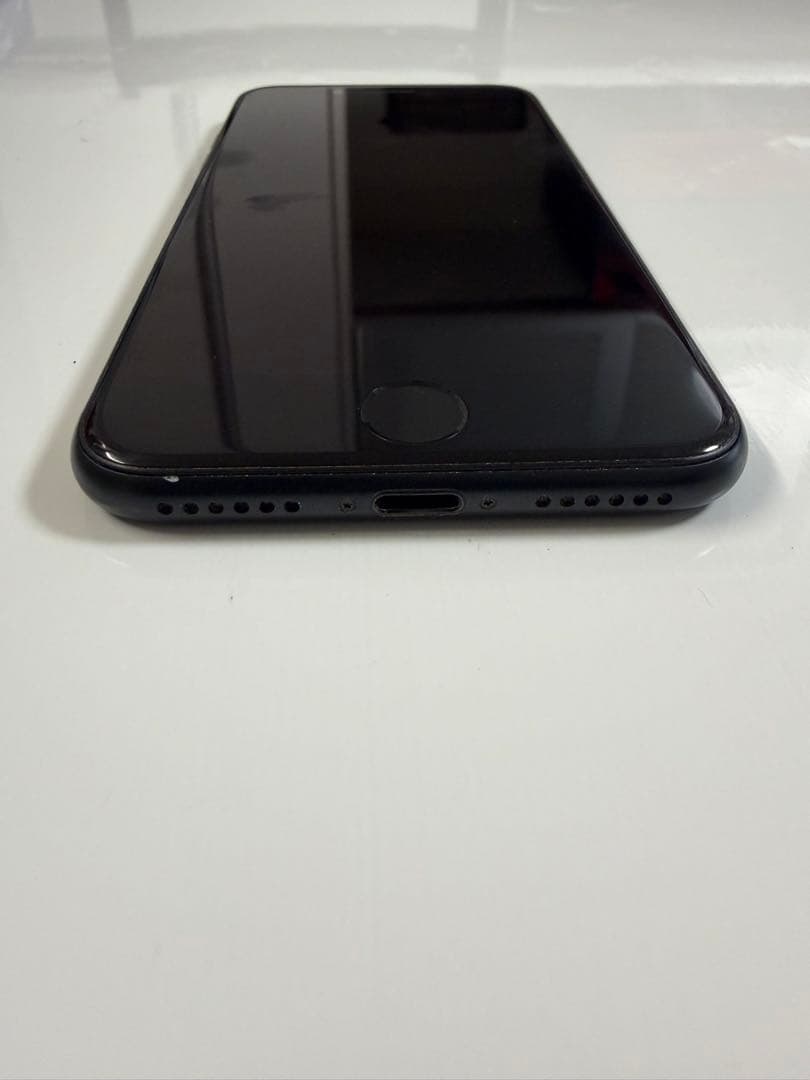 iPhone SE（第2世代）128GB