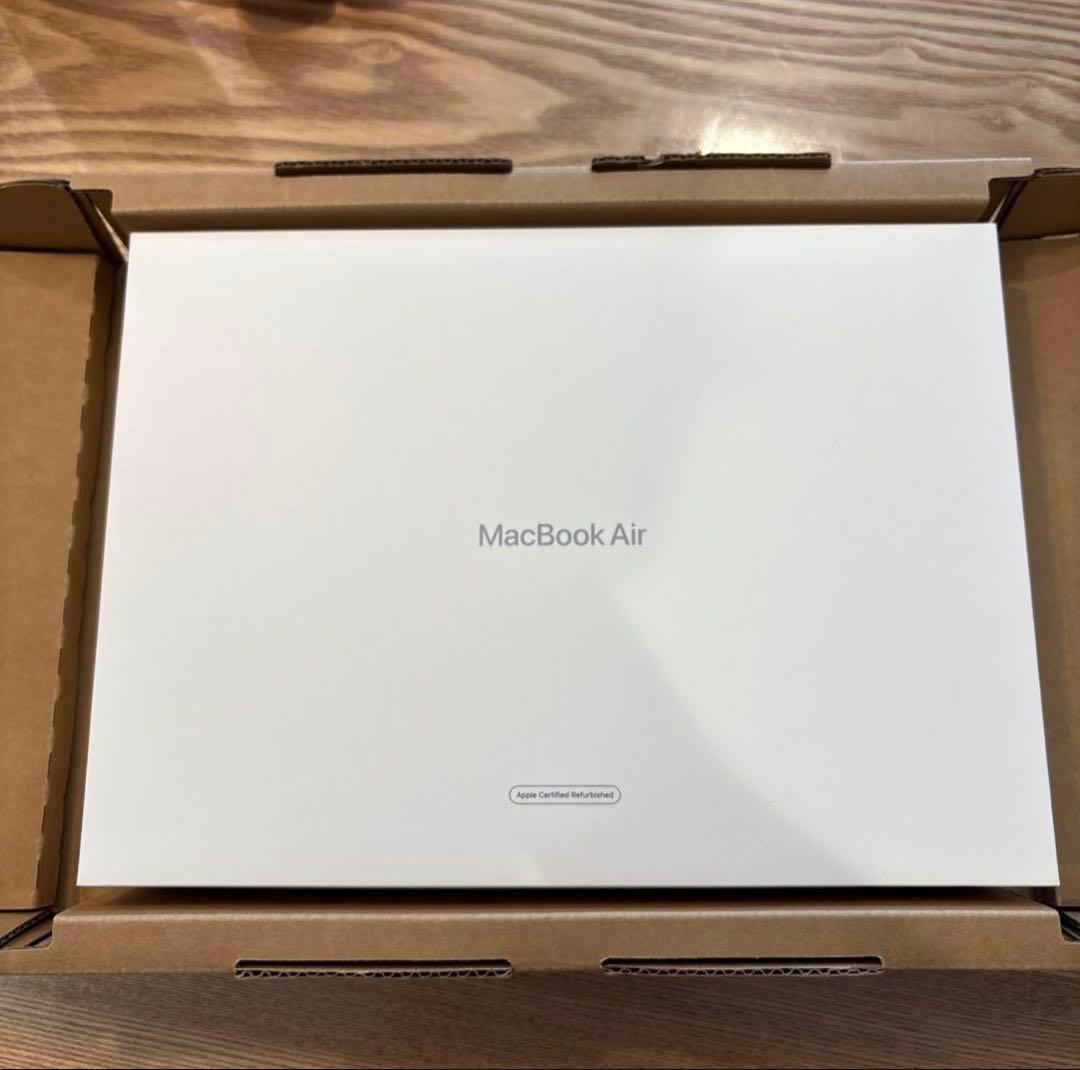 [充放電29回] MacBookAir M2 256GB メモリ8GB シルバー