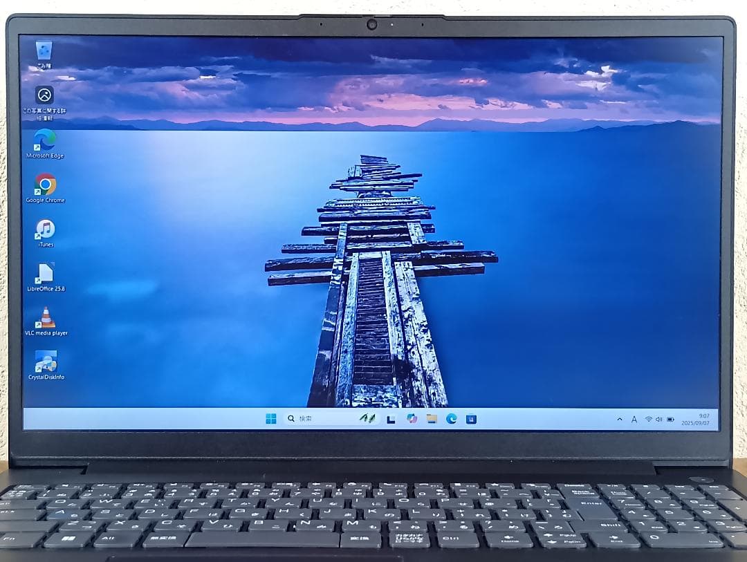 fake is crime機 Lenovo V15 Gen5 i5/24G