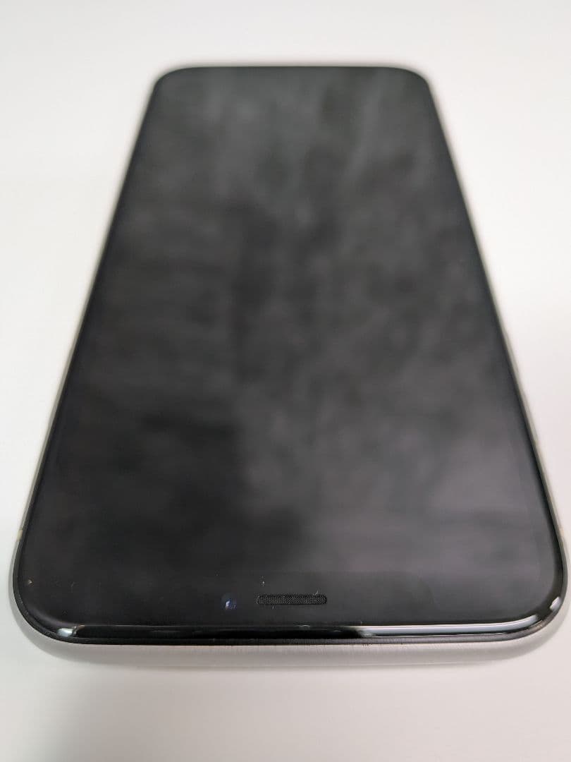 ⑤Apple iPhoneXR 64GB ホワイト バッテリー90％