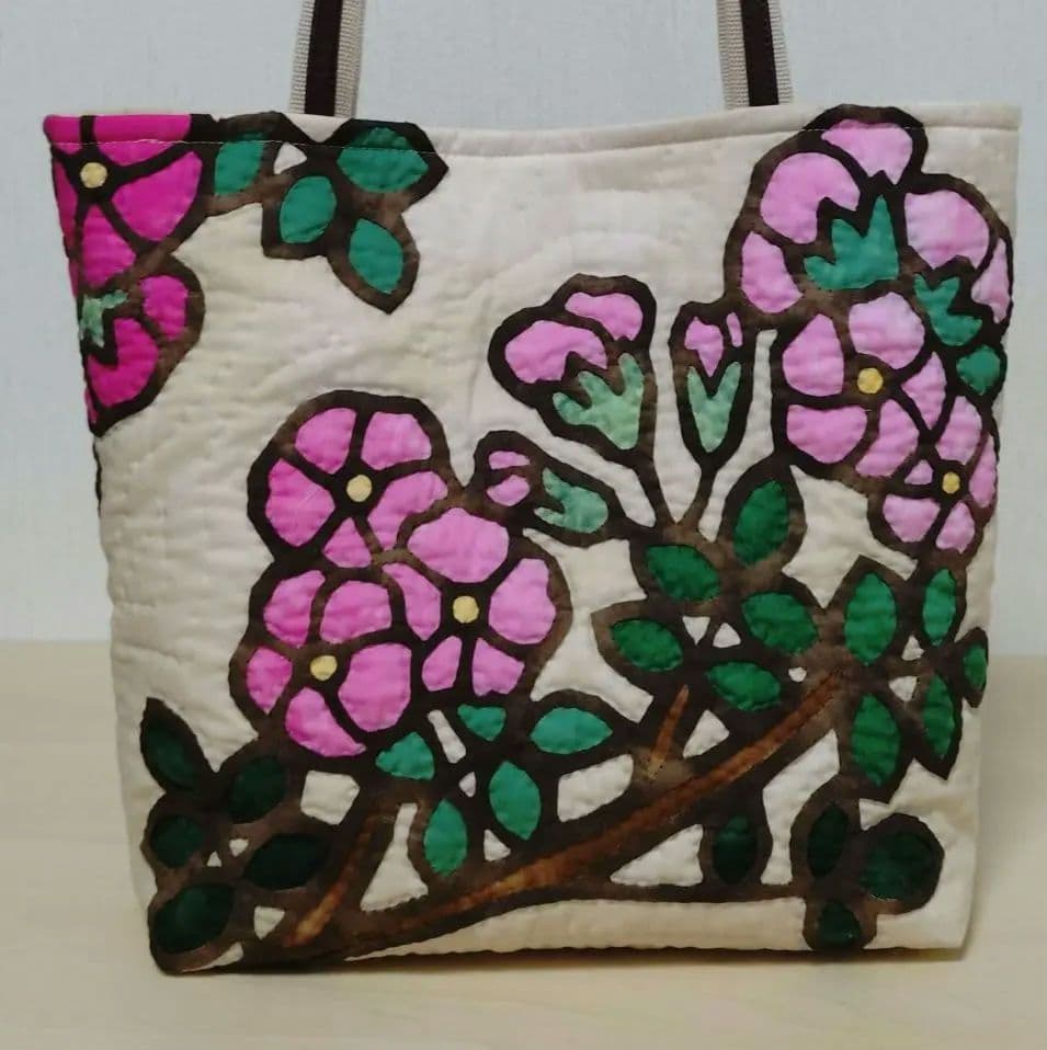 つるバラ・ハンドメイド・ハワイアンキルトバッグ・ステンドグラスキルト