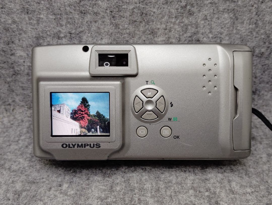 OLYMPUS　CAMEDIA 　C-100