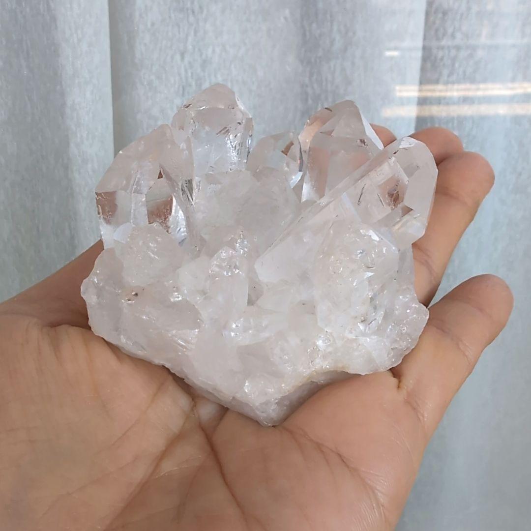 トマスゴンサガ水晶　クラスター　ハイクオリティ　透明　クォーツ
