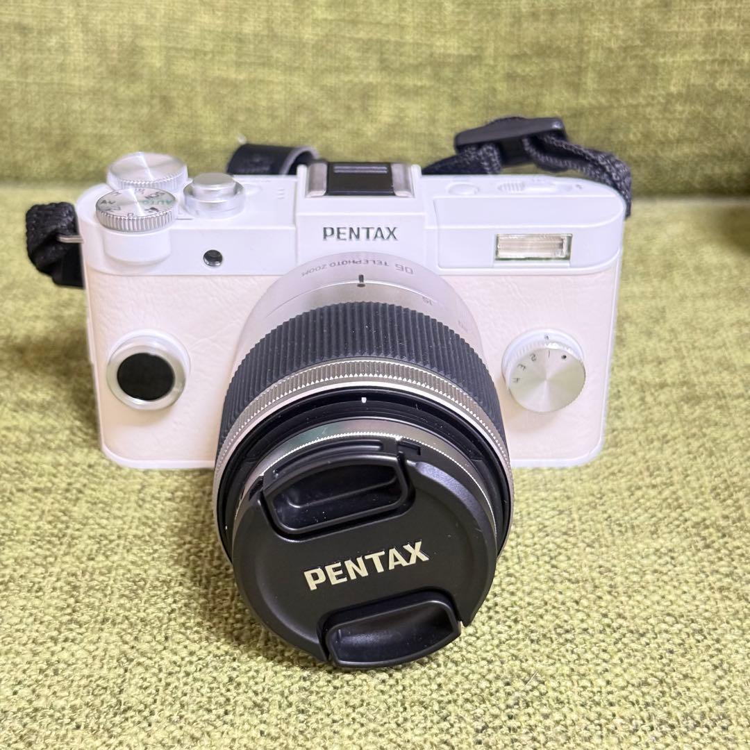 美品 PENTAX Q-S1 ミラーレス 一眼レフカメラ ホワイト レンズ4本付