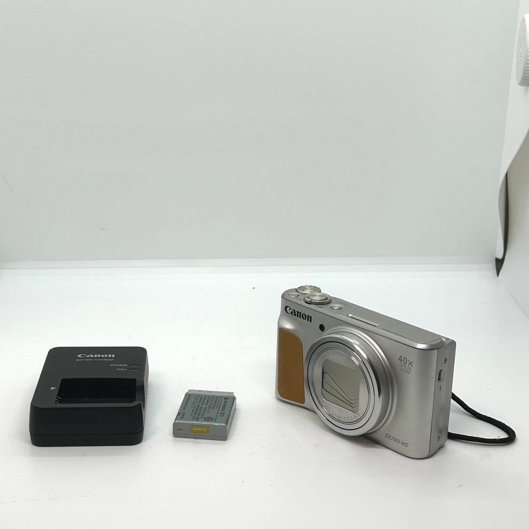 【美品】Canon PowerShot SX740HS シルバー キャノン