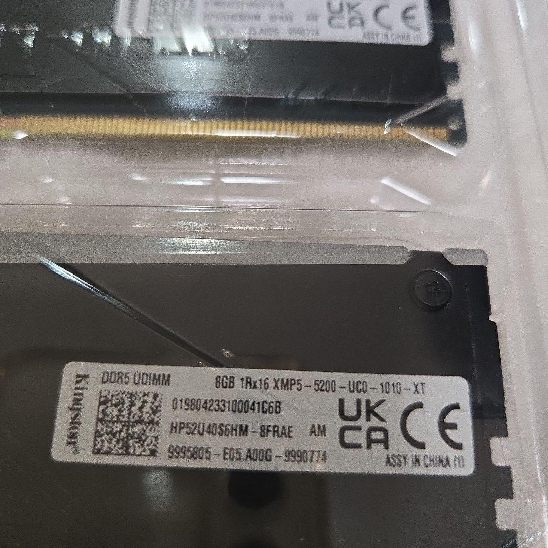 未使用 KingstonFURY 8GB×2 DDR5-5200MHz RGB