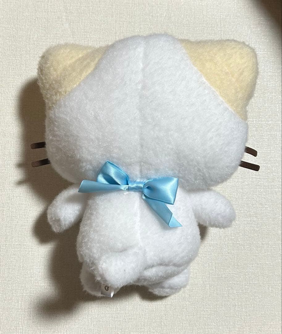 サンリオ　マシュマロみたいなふわふわにゃんこ　ぬいぐるみ　韓国限定