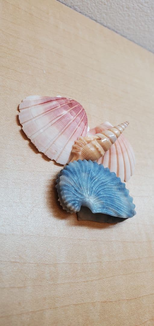 糸魚川翡翠 入りコン沢 アオイガイ