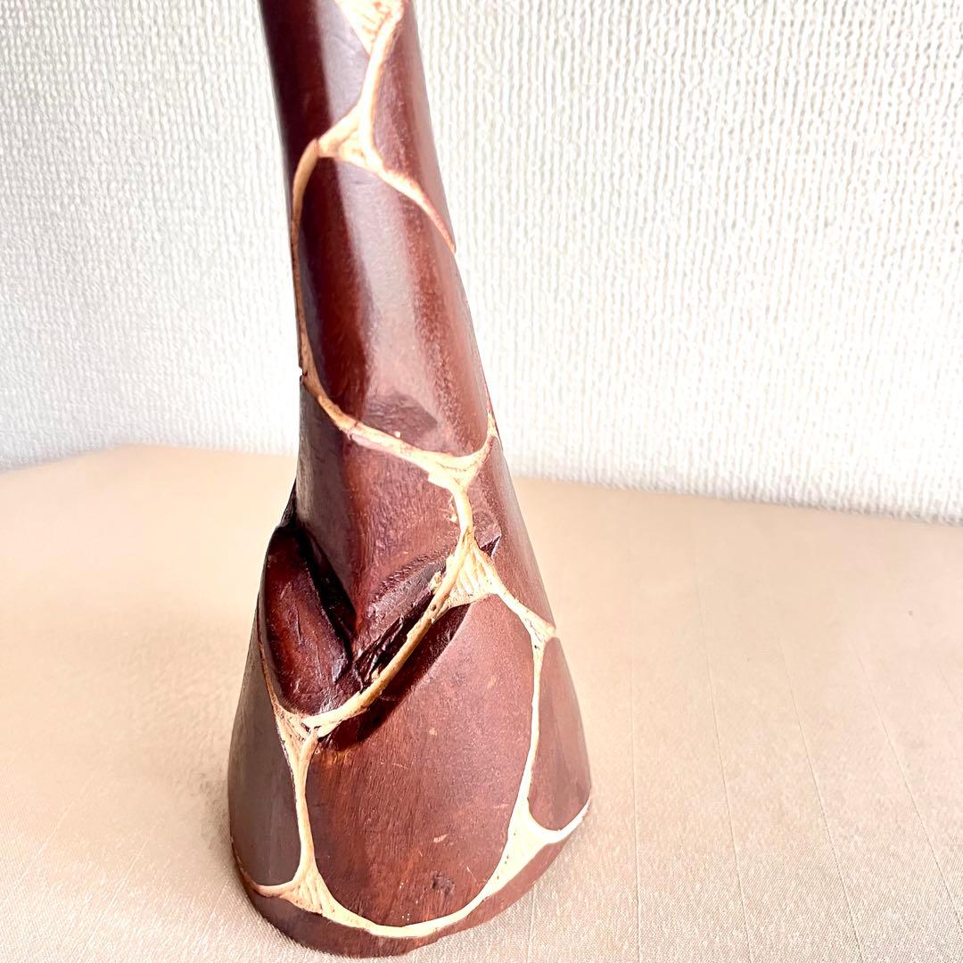 ★新品未使用 ★アフリカ製木彫りゼブラ柄のトレーと キリンのオブジェ