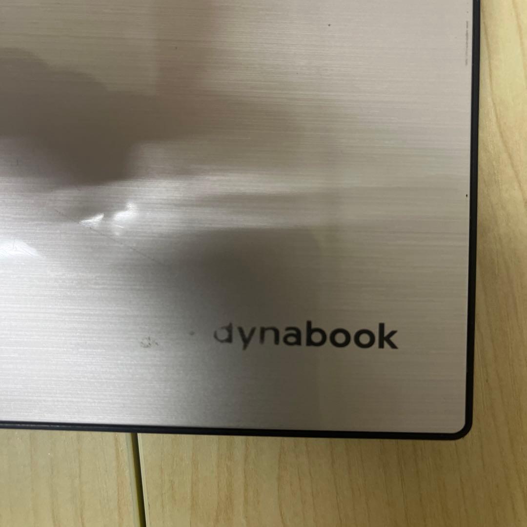 値下げ　東芝ノートパソコン　Toshiba dynabook シルバー PC