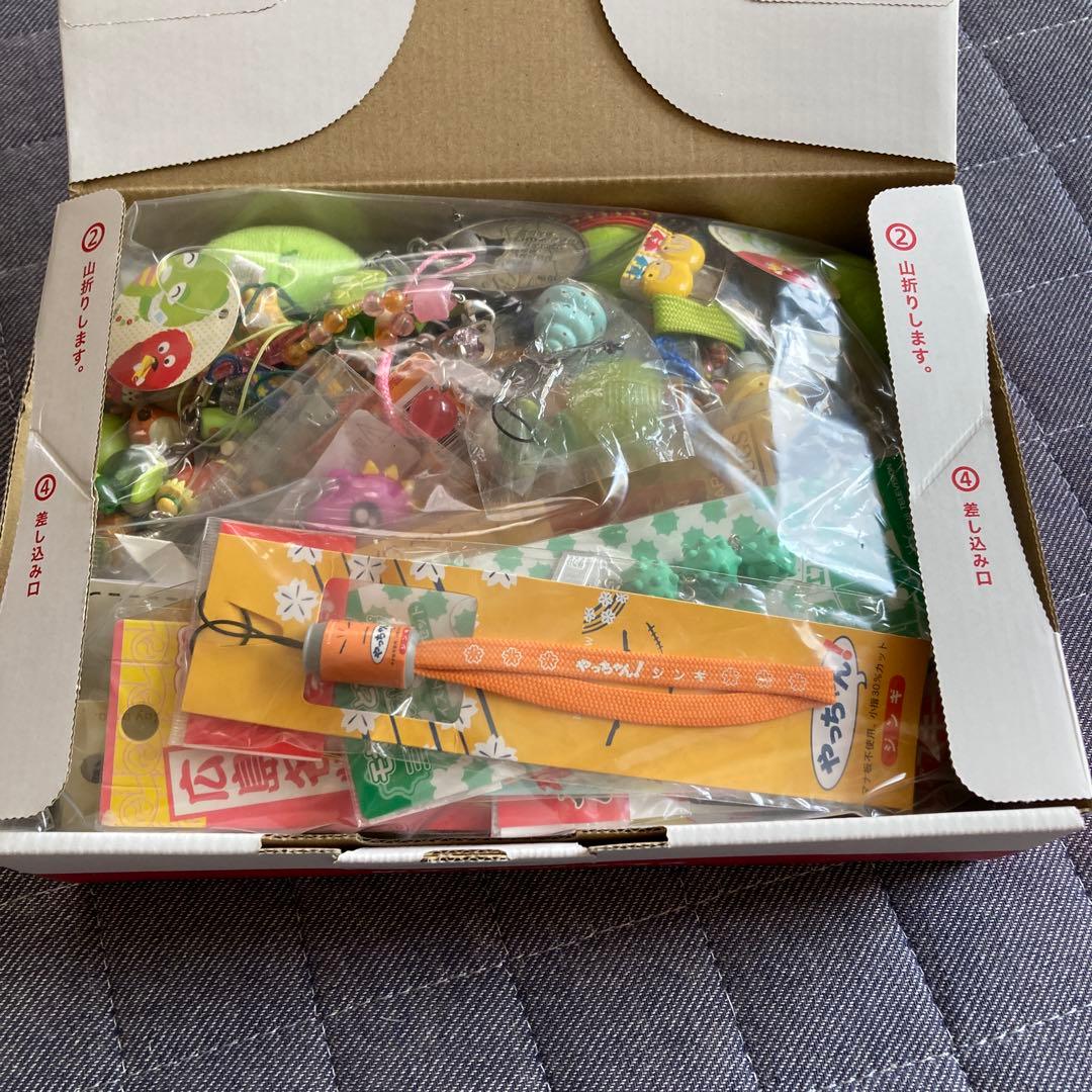 多様なキャラクター ストラップ 100個以上セット