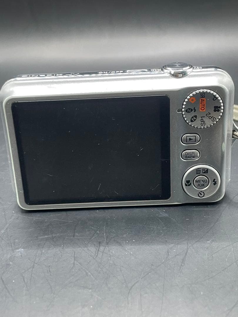 Fujifilm FinePix JV100 コンパクトデジタルカメラ