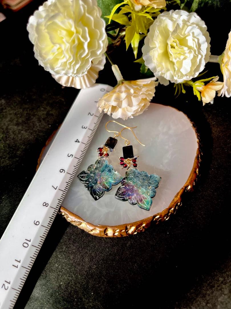 ブラックオニキス✖️マザオパ✖️水晶トリプレットピアス